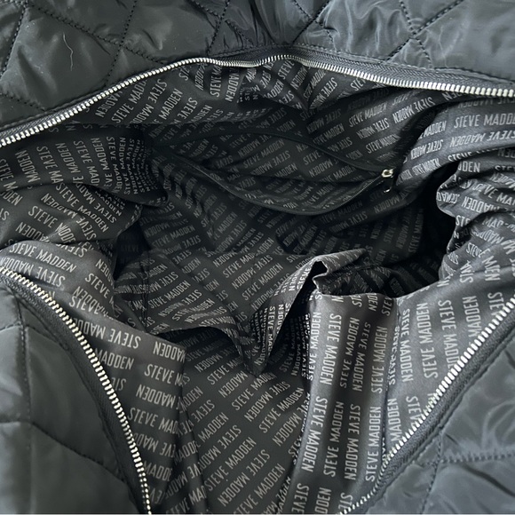 Weekender Bag - Picture 4 of 5